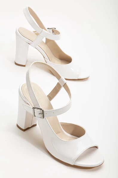 Lovisa Topuklu Beyaz Rugan Kadın Ayakkabı - Resim 2