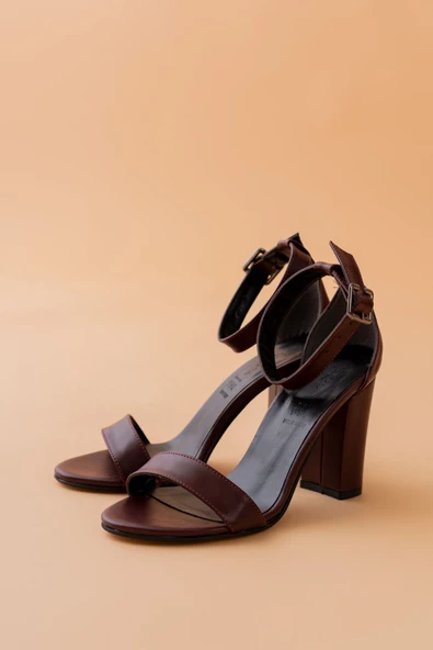 Evdokia Bordo Cilt Topuklu Kadın Ayakkabı - Resim 4