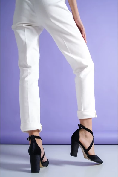 Evan Siyah Kadife Topuklu Kadın Ayakkabı - 6