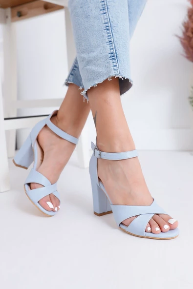 Jany Topuklu Bebe Mavisi Cilt Ayakkabı - Resim 2