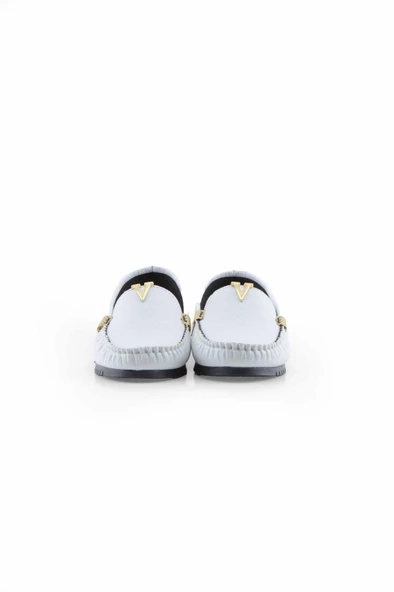 Beyaz V aksesuarlı rok kadın loafer ayakakbı - Resim 5