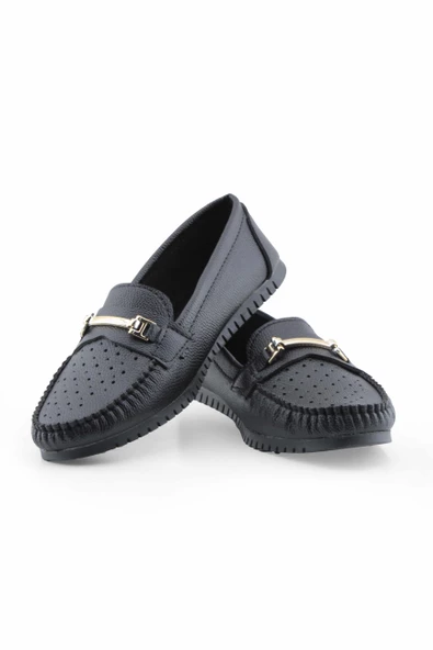 Siyah I aksesuarlı zımbalı rok kadın loafer ayakakbı - Resim 2