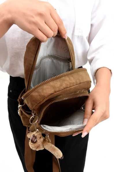 İki Bölmeli Unisex Göğüs (Bodybag) Çantası Taba (Model: 571-8B) - 4