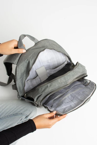 571 collections Ultra Hafif Çok Cepli Su Geçirmez Sırt Çantası Unisex Gri(Model:571-2A) - Resim 4