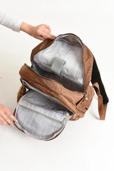 571 collections Ultra Hafif Çok Cepli Su Geçirmez Sırt Çantası Taba (Model: 571-2G) - Resim 4