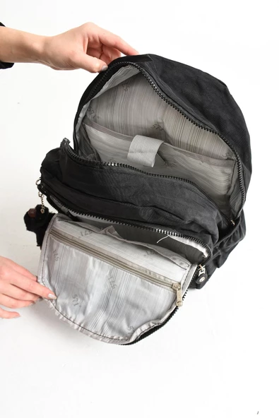 571 collections Ultra Hafif Orta Boy Sırt Çantası  Çok Cepli Unisex Siyah (Model: 571-4B) - Resim 4