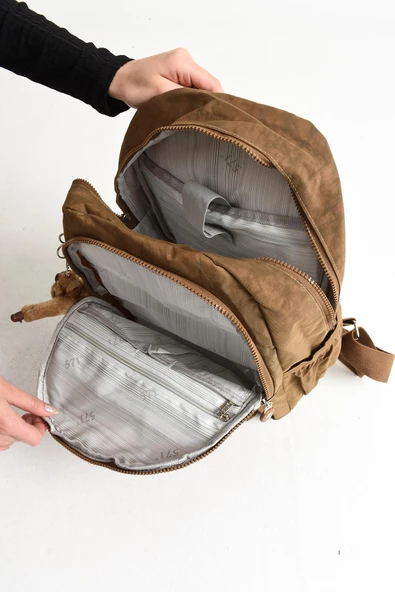 571 collections Ultra Hafif Orta Boy Sırt Çantası  Çok Cepli Unisex Taba (Model: 571-4B) - Resim 4