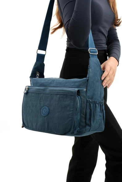 Çapraz Askılı Ultra Hafif Çok Cepli Bayan Omuz Çantası Mavi (Model: 571-6B)