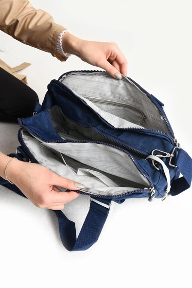 571 collections Ultra Hafif Su Geçirmez Çok Cepli Omuz Çantası Laci (Model: 571-5C) - Resim 4