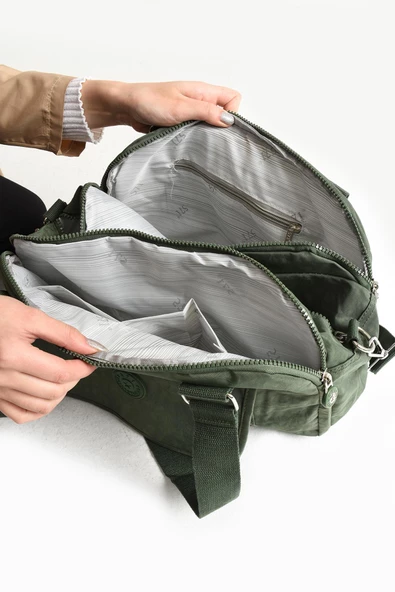 Ultra Hafif Su Geçirmez Çok Cepli Omuz Çantası Yeşil (Model: 571-5C) - 4
