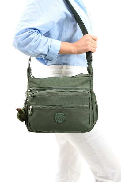 Çapraz Askılı Ultra Hafif Çok Cepli Bayan Omuz Çantası Yeşil (Model: 571-6A)