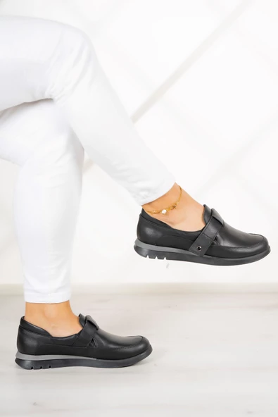 Erkan Saçmacı Daniela Siyah Hakiki Deri Tokalı Günlük Ayakkabı