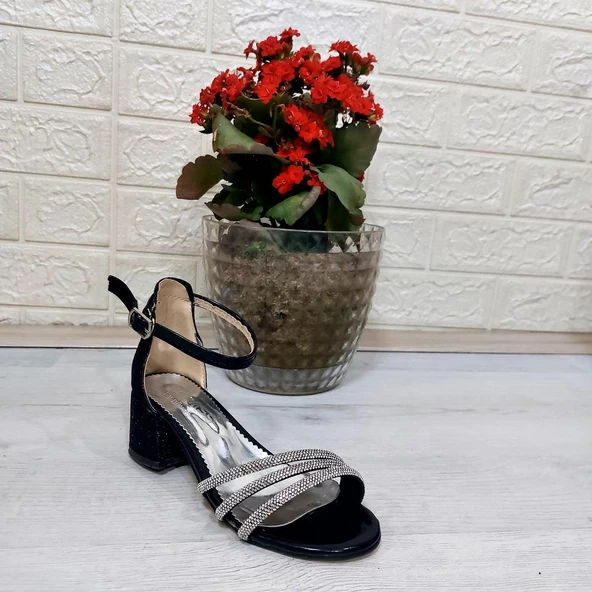 Fiyra Verlas Siyah Taşlı Kız Çocuk Topuklu Ayakkabı - 11