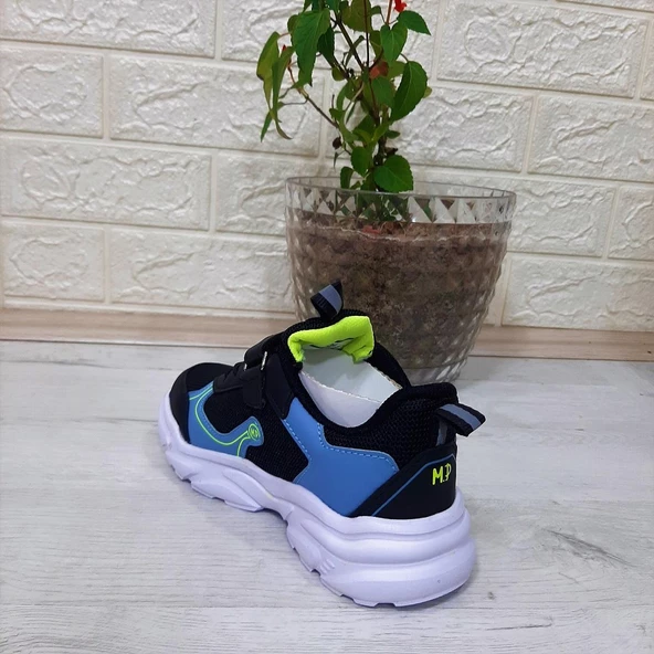 M.P. One 3222 Siyah Cırtlı Hafif  Erkek Çocuk Spor Ayakkabı - Resim 4