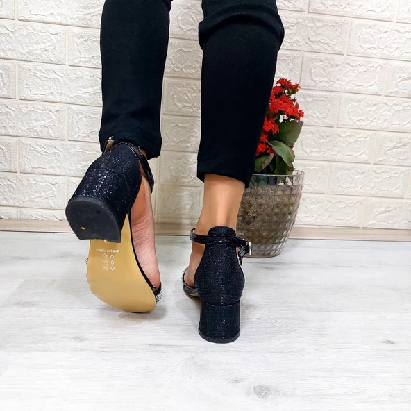 Fiyra Verlas Siyah Taşlı Kız Çocuk Topuklu Ayakkabı - 5