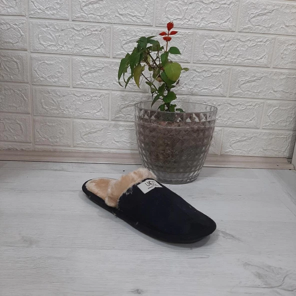 Ucc Siyah İçi Kürklü Ev İçi Tüylü Misafir Terliği - 9