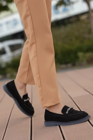 DOLWEN Siyah Süet Taş Detaylı Kadın Ortopedik Düz Babet - 3