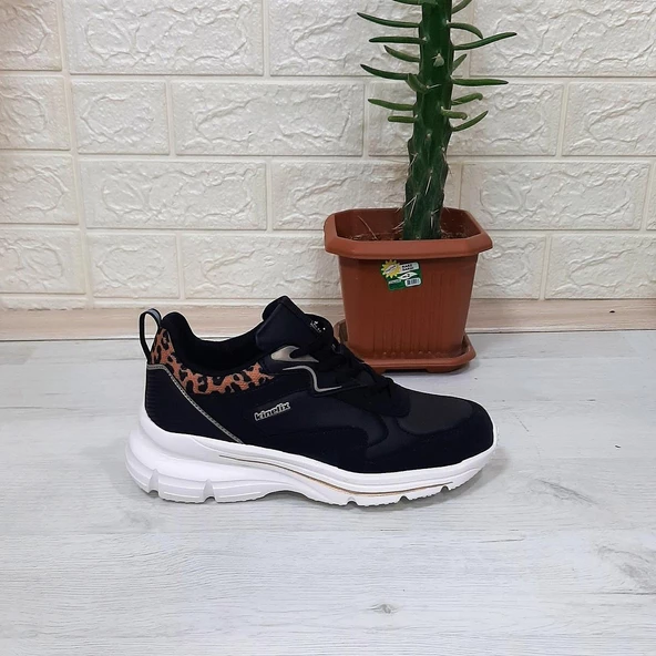 Kinetix Melly Pu Siyah Fuspetli Dolgu Topuk Bayan Spor Ayakkabı - 10