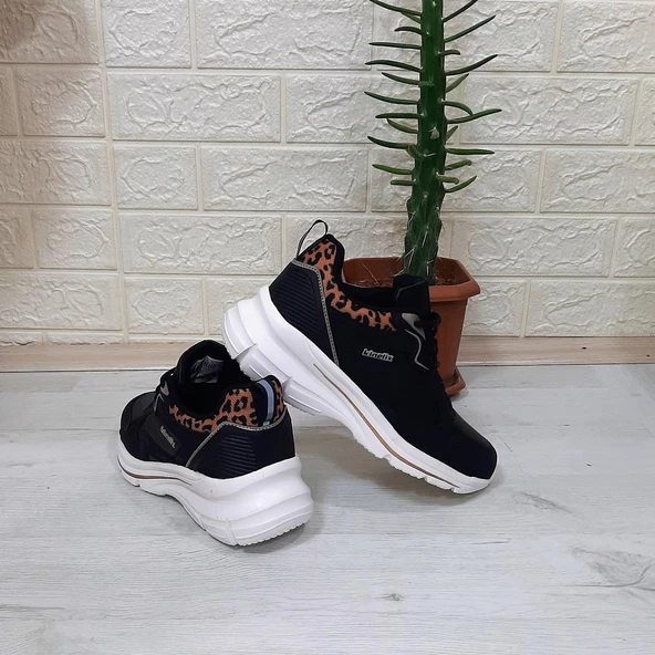 Kinetix Melly Pu Siyah Fuspetli Dolgu Topuk Bayan Spor Ayakkabı - 8