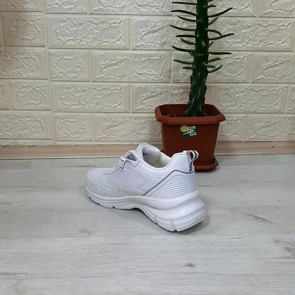 Kinetix Melly Pu Beyaz Fuspetli Dolgu Topuk Bayan Spor Ayakkabı - 10