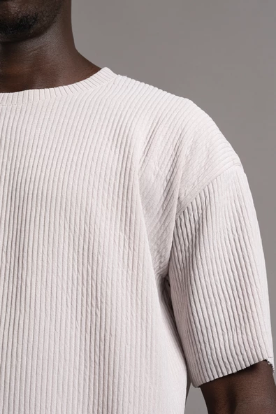 Oversize (Bol Kesim) Kalın Fitilli Bisiklet Yaka Kısa Kol T-shirt - 5