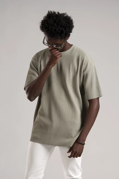 Oversize (Bol Kesim) Kalın Fitilli Bisiklet Yaka Kısa Kol T-shirt - 6