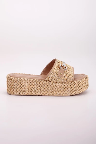 Hasır Sargılı Taban Taşlı Bej Kadın Dolgu Topuklu Terlik - Resim 3