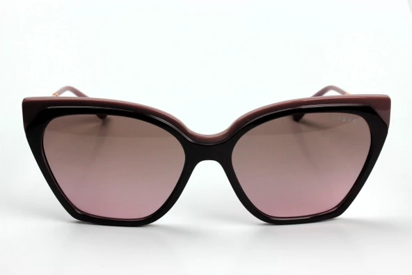 VO5521-S 310014 VOGUE KADIN GÜNEŞ GÖZLÜĞÜ 57 pembe ürün görseli 1