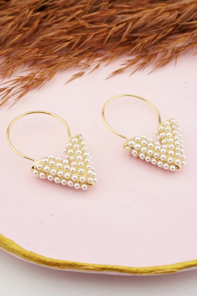 Kadın Kararmaz  Altın Kaplama Özel Tasarım İnci Detaylı Küpe ürün görseli