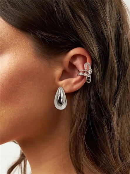 Kadın Vip Seri Su Damlası Model Küpe ürün görseli