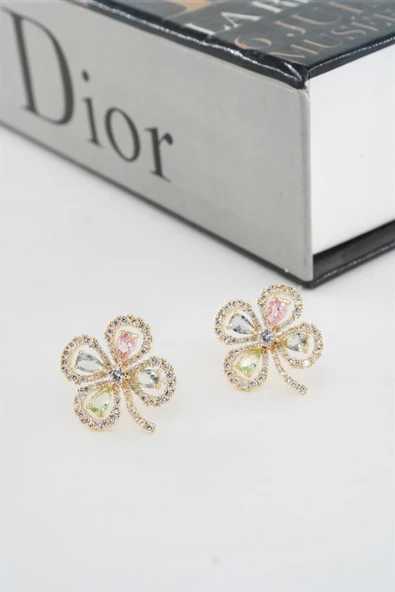 Kadın Vip Seri Baget Zirkon Taşlı Yonca Model Küpe - Resim 4