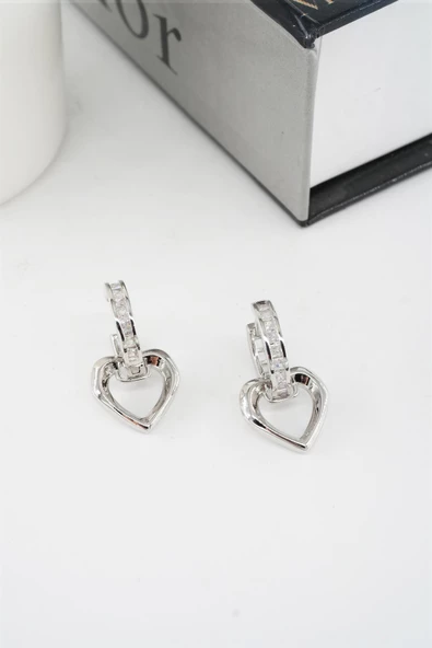 Kadın Vip Seri Baget Zirkon Taşlı Sallantılı Kalp Model Klipsli 2'li Set Küpe - Resim 2