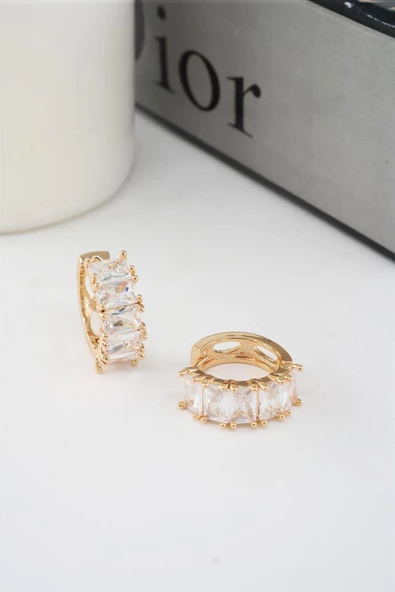 Kadın Vip Seri Baget Zirkon Taşlı Halka Model Klipsli 2'li Set Küpe ürün görseli