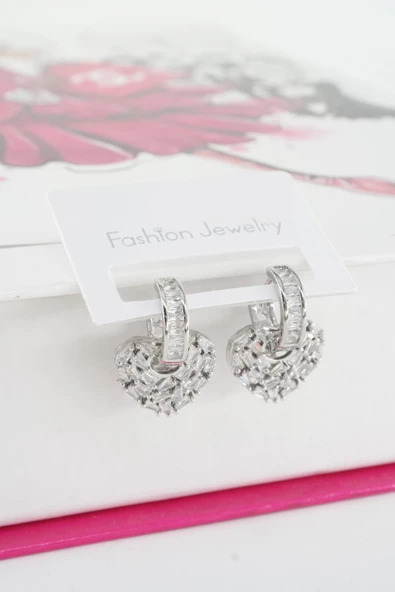 Kadın Vip Seri Baget Zirkon Taşlı Küpe Seti - Resim 3