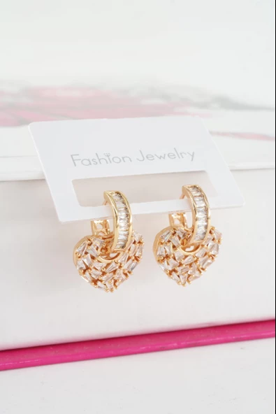 Kadın Vip Seri Baget Zirkon Taşlı Küpe Seti ürün görseli