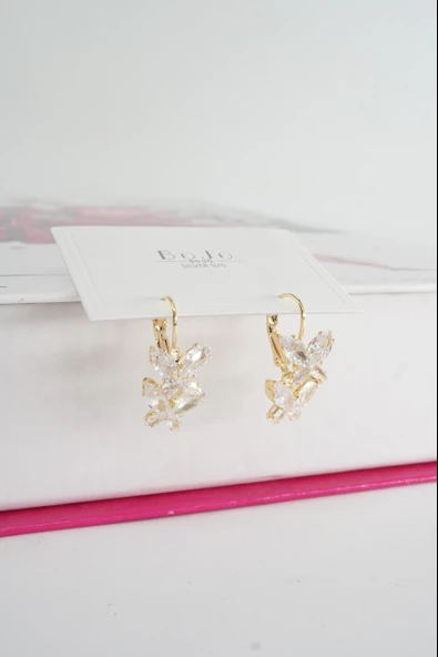 Kadın Vip Seri Baget Zirkon Taşlı  925 Ayar Gümüş Klipsli Küpe Seti - Resim 3