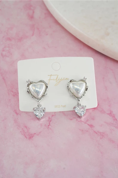 Kadın Vip Seri Baget Zirkon Taşlı  925 Ayar Gümüş Klipsli Küpe Seti ürün görseli