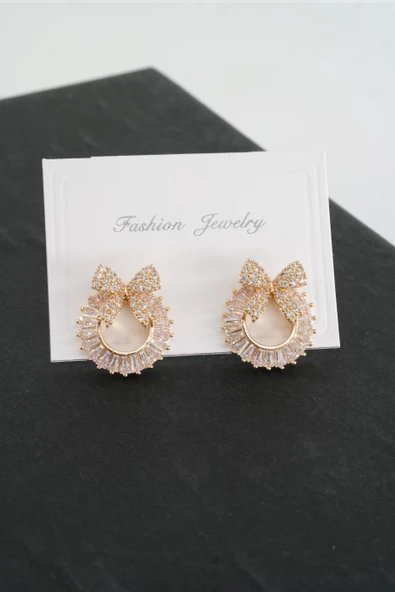 Kadın Vip Seri Baget Zirkon Taşlı  Küpe Seti ürün görseli