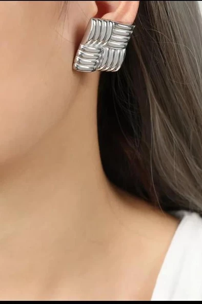 Kadın Vip Seri Özel Tasarım Marka Küpe Seti ürün görseli