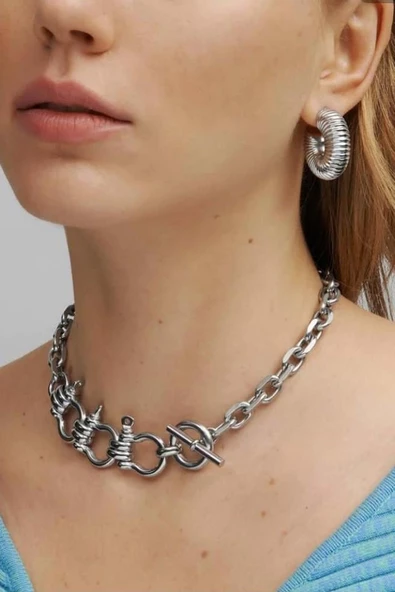 Kadın Vip Seri Özel Tasarım Marka Küpe Seti ürün görseli