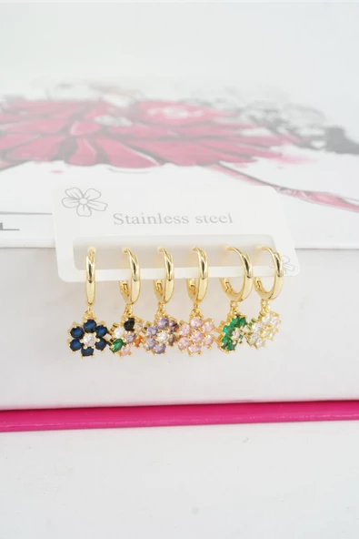 Kadın Vip Seri Özel Tasarım Baget Zirkon Taşlı 6'lı Küpe Seti ürün görseli