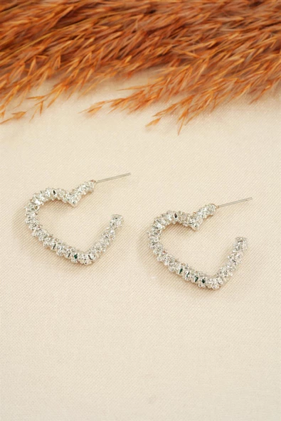 Kadın Büyük Kalp Figürlü Küpe ürün görseli