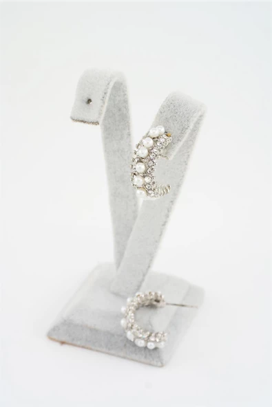 Kadın Zirkon Taşlı ve İncili 2cm Yarım Oval Küpe ürün görseli