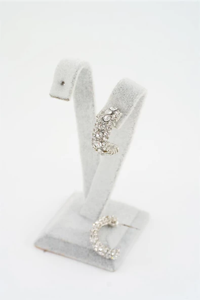 Kadın Zirkon Taşlı 2cm Yarım Oval Küpe ürün görseli