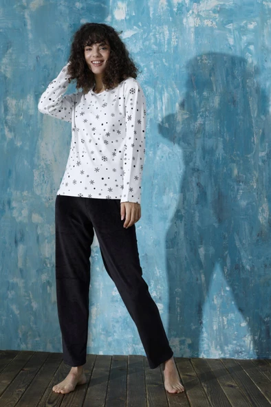 Kadın Bisiklet Yaka Düşük Omuz İnterlok Pamuklu Üst Kadife Alt Kışlık Pijama Eşofman Takım - 4