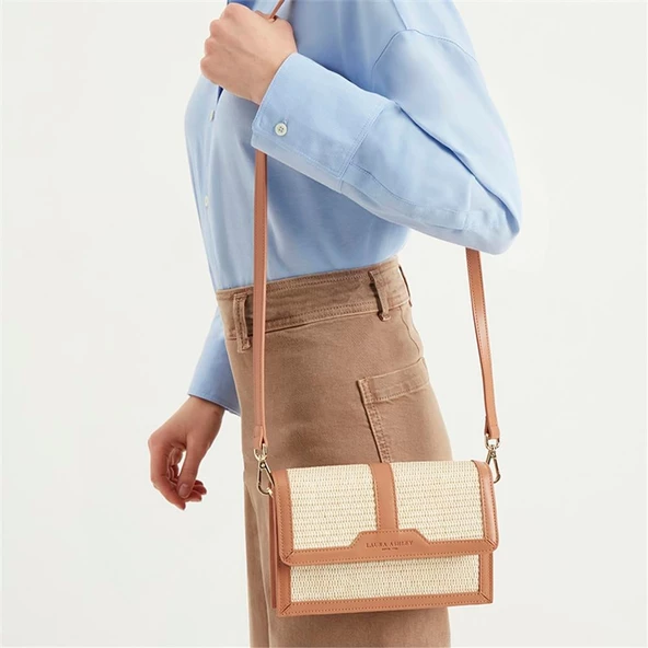 Laura Ashley Taba Hasır İşlemeli Kadın Çapraz Çanta - Resim 5