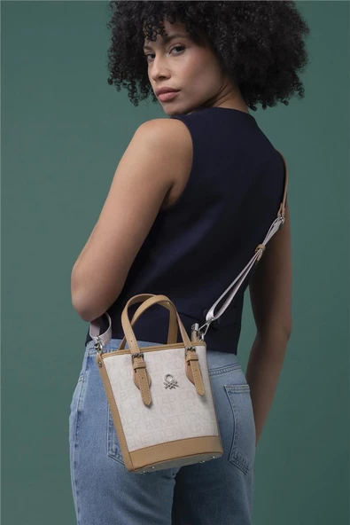Benetton Bej Monogram Eskitme Kadın Küçük El Çantası BNT 1329 - 3
