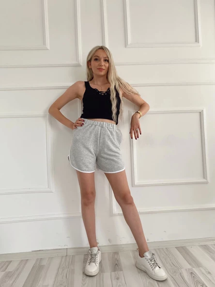 Kadın Beyaz Biye Detaylı Gri Şort - 6