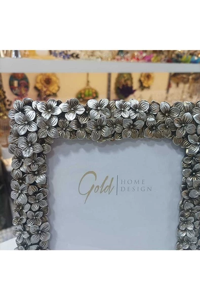 Fotoğraf Çerçevesi Papatya Desenli Gümüş Renk 15x20 cm - 2