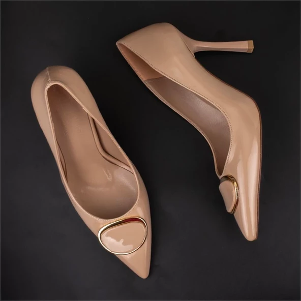 Trend Adımlar Kahverengi Glamourize Rugan Aksesuarlı Stiletto - 6